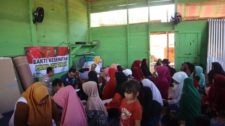 Wujud Kepedulian Polri, Polres Aceh Tengah Salurkan Bantuan dan Layanan Kesehatan di Linge